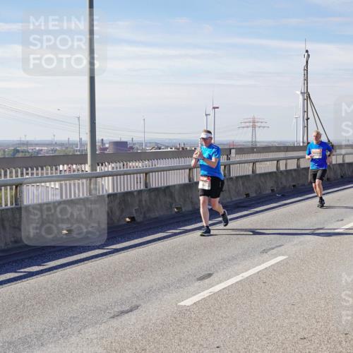 03.10.2025 - Köhlbrandbrückenlauf Michael Burmester http://msf.ph/oto/9087835 03.10.2025 12:44:17 Position 2  meine-sportfotos.de
