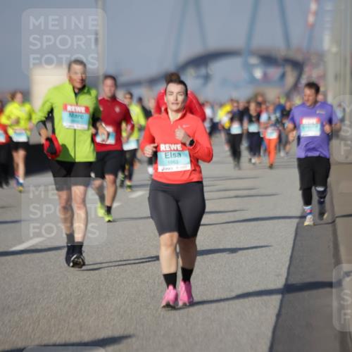 03.10.2025 - Köhlbrandbrückenlauf Jannik Wohlers http://msf.ph/oto/9087881 03.10.2025 10:08:38 Position 3 1863 meine-sportfotos.de