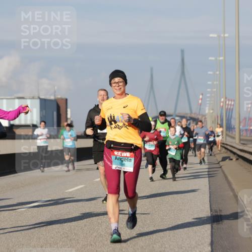 03.10.2025 - Köhlbrandbrückenlauf Jannik Wohlers http://msf.ph/oto/9087883 03.10.2025 09:57:57 Position 3 1108, 379, 1598 meine-sportfotos.de