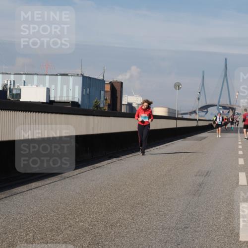 03.10.2025 - Köhlbrandbrückenlauf Fabian Wolf http://msf.ph/oto/9087898 03.10.2025 10:24:00 Position 3  meine-sportfotos.de