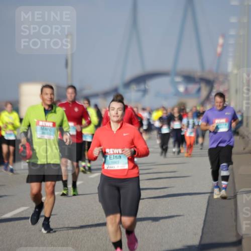 03.10.2025 - Köhlbrandbrückenlauf Jannik Wohlers http://msf.ph/oto/9087912 03.10.2025 10:08:38 Position 3 1863 meine-sportfotos.de
