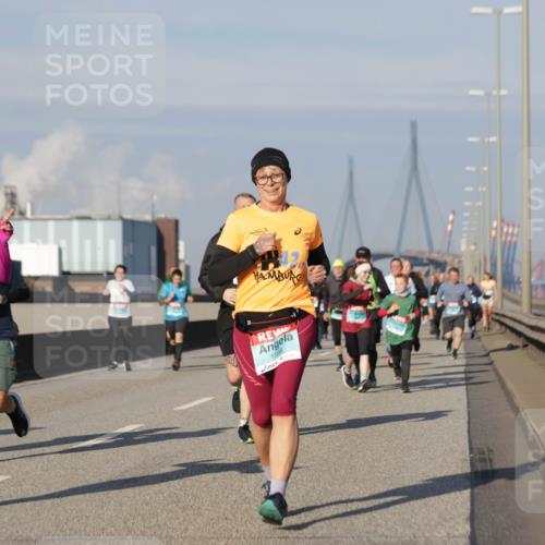 03.10.2025 - Köhlbrandbrückenlauf Jannik Wohlers http://msf.ph/oto/9087920 03.10.2025 09:57:57 Position 3 3798, 1598 meine-sportfotos.de