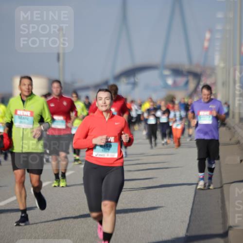 03.10.2025 - Köhlbrandbrückenlauf Jannik Wohlers http://msf.ph/oto/9087925 03.10.2025 10:08:39 Position 3 1863 meine-sportfotos.de