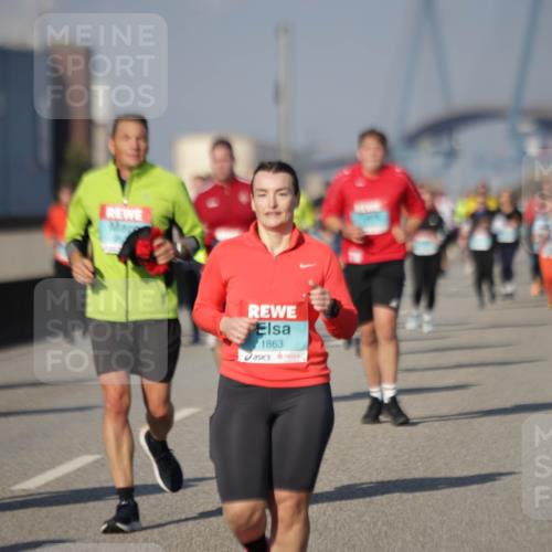 03.10.2025 - Köhlbrandbrückenlauf Jannik Wohlers http://msf.ph/oto/9087979 03.10.2025 10:08:40 Position 3 1863 meine-sportfotos.de