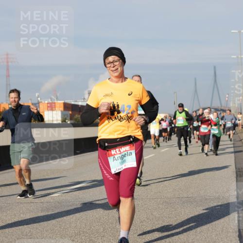 03.10.2025 - Köhlbrandbrückenlauf Jannik Wohlers http://msf.ph/oto/9087985 03.10.2025 09:57:58 Position 3 142, 1598 meine-sportfotos.de