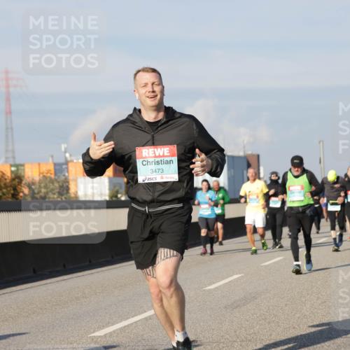 03.10.2025 - Köhlbrandbrückenlauf Jannik Wohlers http://msf.ph/oto/9088061 03.10.2025 09:58:00 Position 3 3473 meine-sportfotos.de