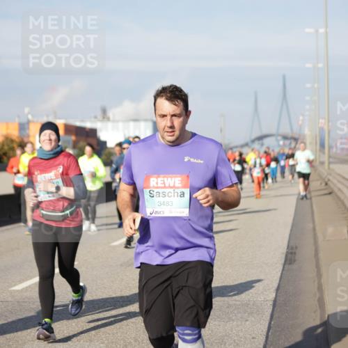 03.10.2025 - Köhlbrandbrückenlauf Jannik Wohlers http://msf.ph/oto/9088113 03.10.2025 10:08:51 Position 3 3483 meine-sportfotos.de