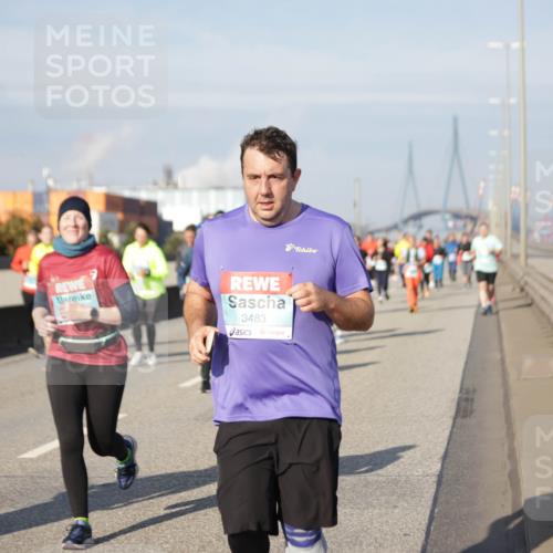 03.10.2025 - Köhlbrandbrückenlauf Jannik Wohlers http://msf.ph/oto/9088120 03.10.2025 10:08:51 Position 3 3483 meine-sportfotos.de