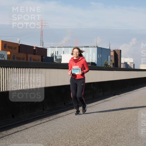 03.10.2025 - Köhlbrandbrückenlauf Fabian Wolf http://msf.ph/oto/9088191 03.10.2025 10:24:05 Position 3 2191 meine-sportfotos.de