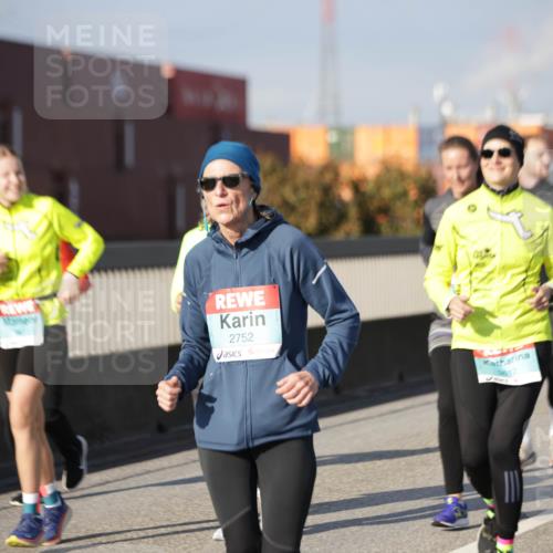 03.10.2025 - Köhlbrandbrückenlauf Jannik Wohlers http://msf.ph/oto/9088205 03.10.2025 10:08:54 Position 3 2752, 3612 meine-sportfotos.de