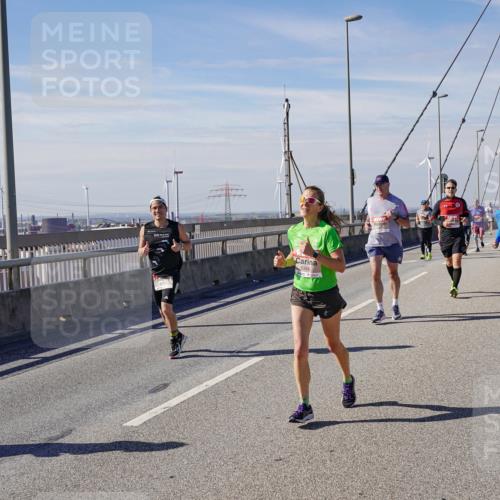 03.10.2025 - Köhlbrandbrückenlauf Michael Burmester http://msf.ph/oto/9088206 03.10.2025 12:44:30 Position 2  meine-sportfotos.de