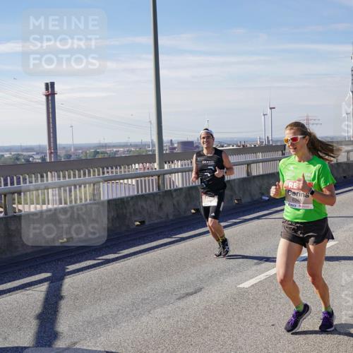 03.10.2025 - Köhlbrandbrückenlauf Michael Burmester http://msf.ph/oto/9088235 03.10.2025 12:44:31 Position 2 6348 meine-sportfotos.de