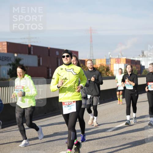 03.10.2025 - Köhlbrandbrückenlauf Jannik Wohlers http://msf.ph/oto/9088237 03.10.2025 10:08:56 Position 3 2752, 3612 meine-sportfotos.de