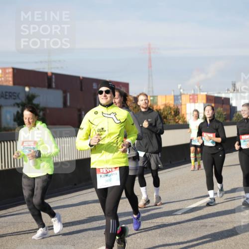 03.10.2025 - Köhlbrandbrückenlauf Jannik Wohlers http://msf.ph/oto/9088243 03.10.2025 10:08:56 Position 3 752, 3612 meine-sportfotos.de