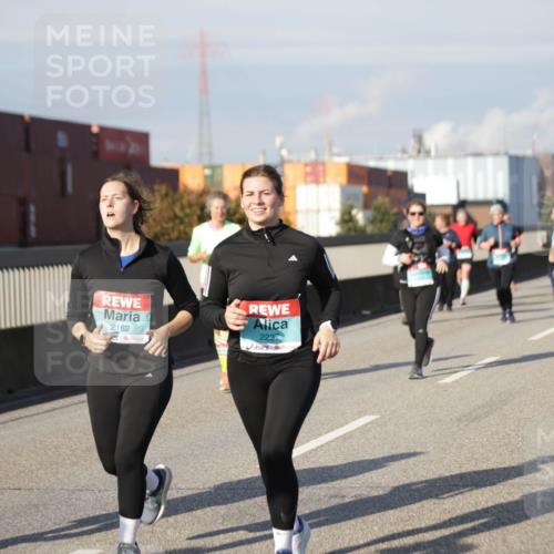 03.10.2025 - Köhlbrandbrückenlauf Jannik Wohlers http://msf.ph/oto/9088279 03.10.2025 10:08:57 Position 3 2162, 2237 meine-sportfotos.de