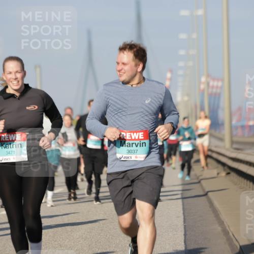 03.10.2025 - Köhlbrandbrückenlauf Jannik Wohlers http://msf.ph/oto/9088293 03.10.2025 09:58:07 Position 3 3471, 3037 meine-sportfotos.de