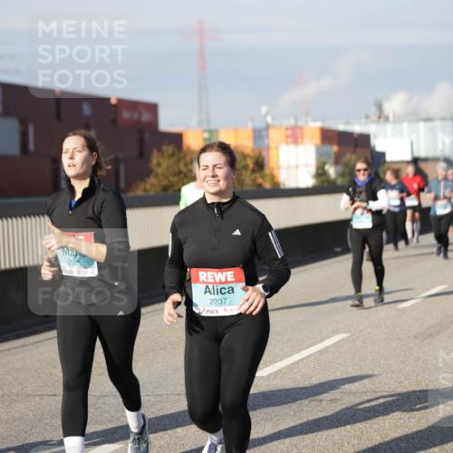 03.10.2025 - Köhlbrandbrückenlauf Jannik Wohlers http://msf.ph/oto/9088315 03.10.2025 10:08:58 Position 3 2162, 2237 meine-sportfotos.de