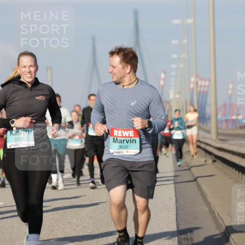 03.10.2025 - Köhlbrandbrückenlauf Jannik Wohlers http://msf.ph/oto/9088317 03.10.2025 09:58:07 Position 3 3471, 3037 meine-sportfotos.de