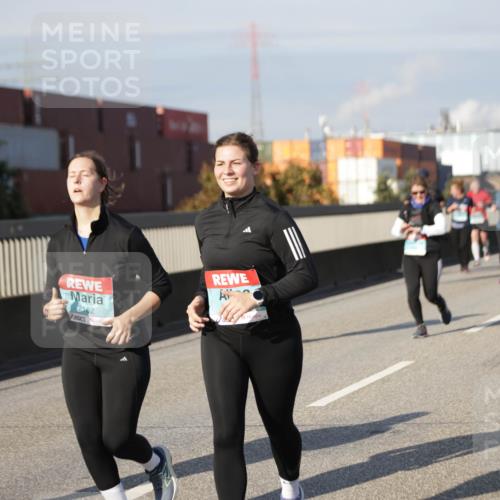 03.10.2025 - Köhlbrandbrückenlauf Jannik Wohlers http://msf.ph/oto/9088337 03.10.2025 10:08:58 Position 3 2162 meine-sportfotos.de
