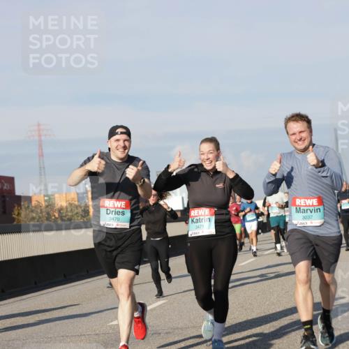 03.10.2025 - Köhlbrandbrückenlauf Jannik Wohlers http://msf.ph/oto/9088425 03.10.2025 09:58:09 Position 3 093, 3470, 3471, 3037 meine-sportfotos.de