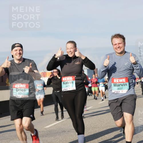 03.10.2025 - Köhlbrandbrückenlauf Jannik Wohlers http://msf.ph/oto/9088473 03.10.2025 09:58:09 Position 3 3470, 3471, 3037 meine-sportfotos.de