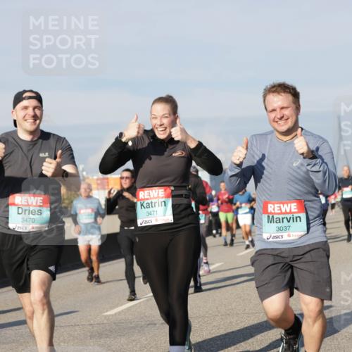 03.10.2025 - Köhlbrandbrückenlauf Jannik Wohlers http://msf.ph/oto/9088481 03.10.2025 09:58:09 Position 3 3470, 3471, 3037 meine-sportfotos.de