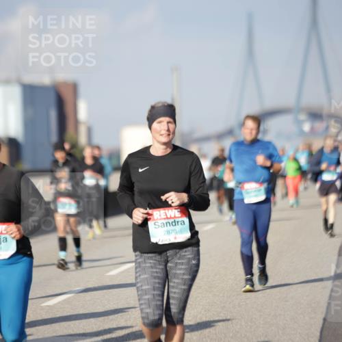 03.10.2025 - Köhlbrandbrückenlauf Jannik Wohlers http://msf.ph/oto/9088513 03.10.2025 10:09:06 Position 3 2869, 2870 meine-sportfotos.de
