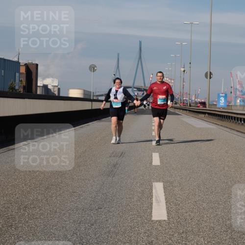 03.10.2025 - Köhlbrandbrückenlauf Fabian Wolf http://msf.ph/oto/9088529 03.10.2025 10:24:14 Position 3  meine-sportfotos.de