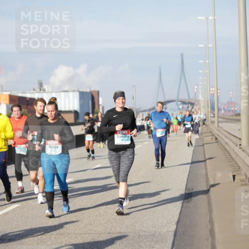 03.10.2025 - Köhlbrandbrückenlauf Jannik Wohlers http://msf.ph/oto/9088559 03.10.2025 10:09:07 Position 3 2870 meine-sportfotos.de