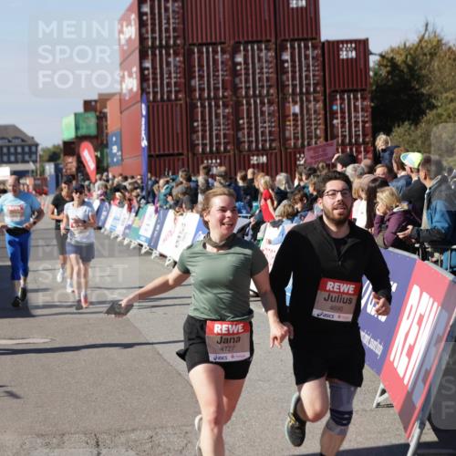 03.10.2025 - Köhlbrandbrückenlauf Jannik Wohlers http://msf.ph/oto/9088612 03.10.2025 13:19:14 Ziel 4143, 4593, 4631, 4632, 4690, 4725, 4727, 4816, 4828, 4876, 4996, 5027, 5853, 5858, 6088, 6127, 6225, 6226, 6576 meine-sportfotos.de