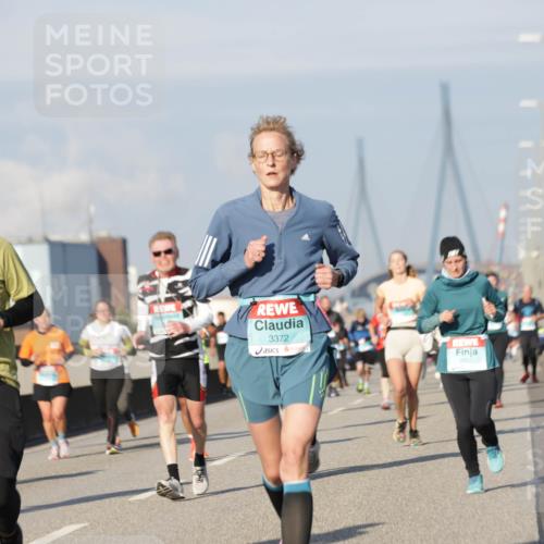 03.10.2025 - Köhlbrandbrückenlauf Jannik Wohlers http://msf.ph/oto/9088680 03.10.2025 09:58:17 Position 3 1665, 3372 meine-sportfotos.de