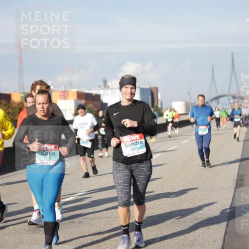 03.10.2025 - Köhlbrandbrückenlauf Jannik Wohlers http://msf.ph/oto/9088685 03.10.2025 10:09:08 Position 3 2869, 2870 meine-sportfotos.de