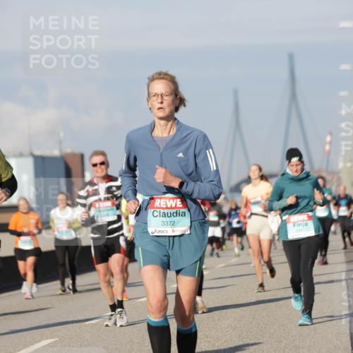 03.10.2025 - Köhlbrandbrückenlauf Jannik Wohlers http://msf.ph/oto/9088704 03.10.2025 09:58:17 Position 3 1665, 3372 meine-sportfotos.de