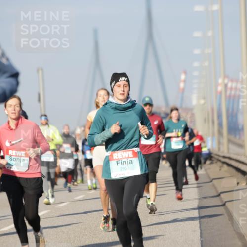 03.10.2025 - Köhlbrandbrückenlauf Jannik Wohlers http://msf.ph/oto/9088718 03.10.2025 09:58:18 Position 3 1431, 2953 meine-sportfotos.de