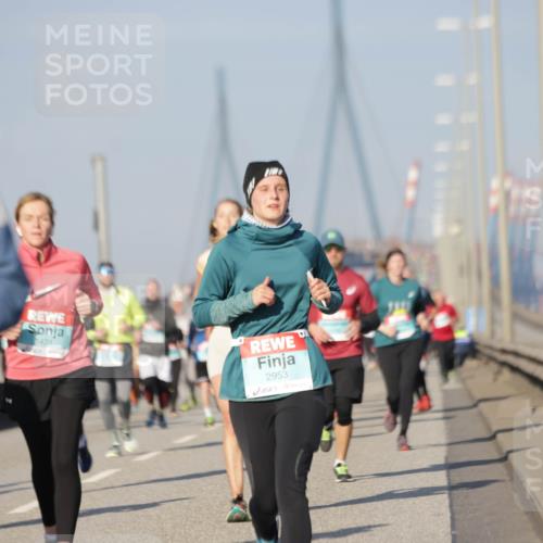 03.10.2025 - Köhlbrandbrückenlauf Jannik Wohlers http://msf.ph/oto/9088731 03.10.2025 09:58:18 Position 3 431, 2953 meine-sportfotos.de
