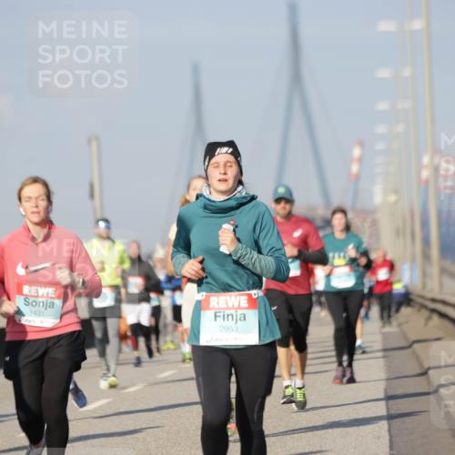 03.10.2025 - Köhlbrandbrückenlauf Jannik Wohlers http://msf.ph/oto/9088753 03.10.2025 09:58:19 Position 3 1431, 2953 meine-sportfotos.de