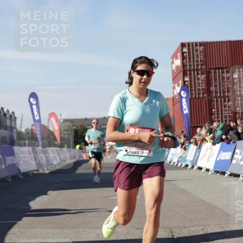 03.10.2025 - Köhlbrandbrückenlauf Jannik Wohlers http://msf.ph/oto/9088864 03.10.2025 12:53:30 Ziel 4029, 4155, 6241, 6656, 6804 meine-sportfotos.de