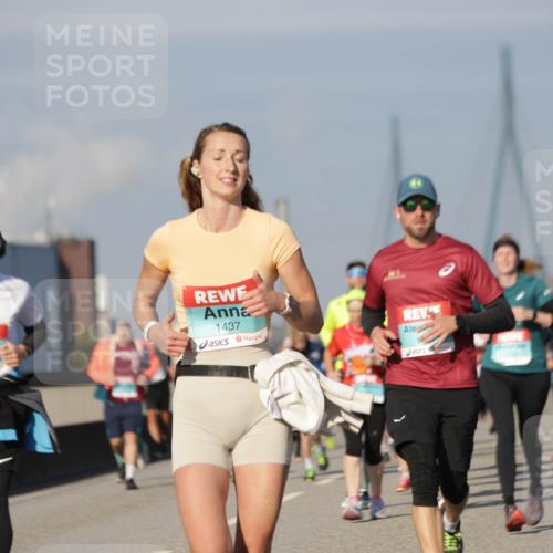 03.10.2025 - Köhlbrandbrückenlauf Jannik Wohlers http://msf.ph/oto/9088889 03.10.2025 09:58:23 Position 3 1437 meine-sportfotos.de