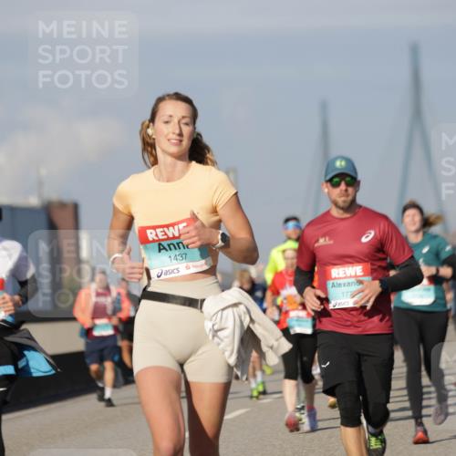 03.10.2025 - Köhlbrandbrückenlauf Jannik Wohlers http://msf.ph/oto/9088894 03.10.2025 09:58:23 Position 3 1437, 177 meine-sportfotos.de