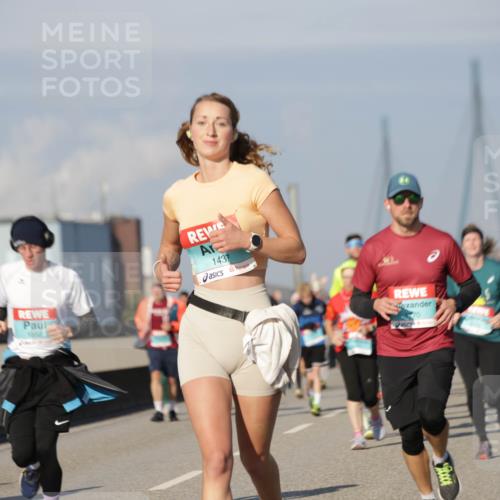 03.10.2025 - Köhlbrandbrückenlauf Jannik Wohlers http://msf.ph/oto/9088904 03.10.2025 09:58:23 Position 3 1850, 1437, 770 meine-sportfotos.de