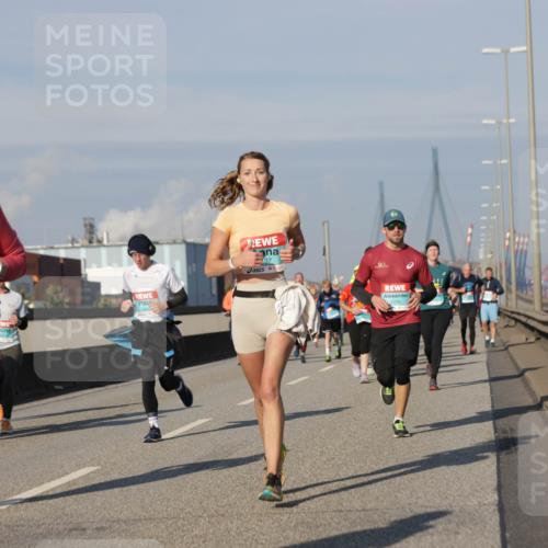 03.10.2025 - Köhlbrandbrückenlauf Jannik Wohlers http://msf.ph/oto/9088938 03.10.2025 09:58:23 Position 3 1431, 37, 1770 meine-sportfotos.de