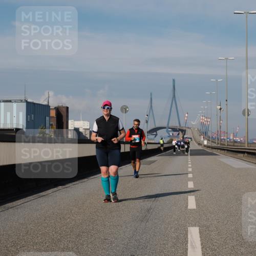 03.10.2025 - Köhlbrandbrückenlauf Fabian Wolf http://msf.ph/oto/9088966 03.10.2025 10:24:39 Position 3  meine-sportfotos.de