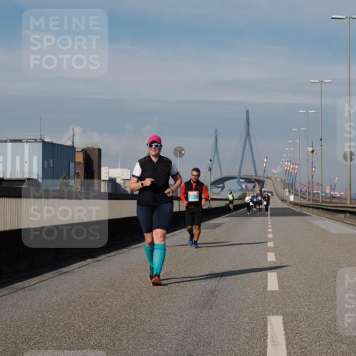 03.10.2025 - Köhlbrandbrückenlauf Fabian Wolf http://msf.ph/oto/9088976 03.10.2025 10:24:39 Position 3  meine-sportfotos.de