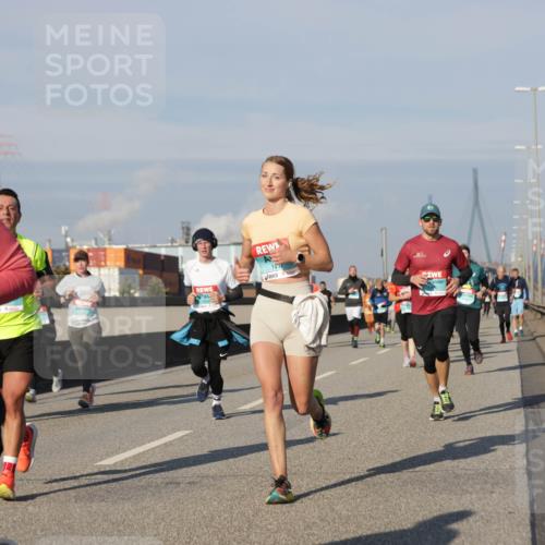 03.10.2025 - Köhlbrandbrückenlauf Jannik Wohlers http://msf.ph/oto/9088994 03.10.2025 09:58:24 Position 3 1431, 143 meine-sportfotos.de