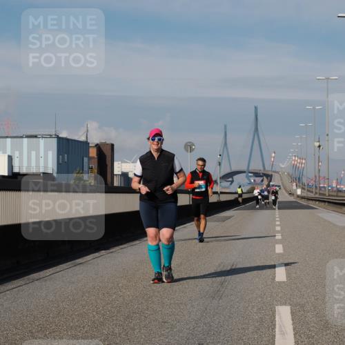 03.10.2025 - Köhlbrandbrückenlauf Fabian Wolf http://msf.ph/oto/9089018 03.10.2025 10:24:40 Position 3  meine-sportfotos.de