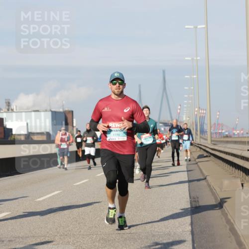 03.10.2025 - Köhlbrandbrückenlauf Jannik Wohlers http://msf.ph/oto/9089028 03.10.2025 09:58:25 Position 3 1770 meine-sportfotos.de