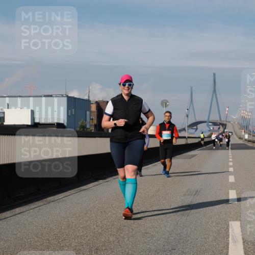 03.10.2025 - Köhlbrandbrückenlauf Fabian Wolf http://msf.ph/oto/9089079 03.10.2025 10:24:41 Position 3  meine-sportfotos.de