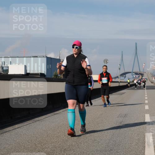 03.10.2025 - Köhlbrandbrückenlauf Fabian Wolf http://msf.ph/oto/9089109 03.10.2025 10:24:41 Position 3  meine-sportfotos.de