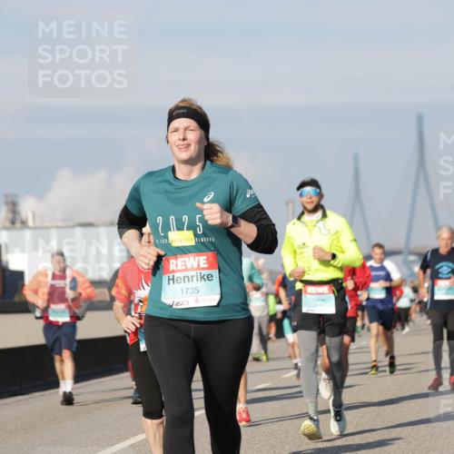 03.10.2025 - Köhlbrandbrückenlauf Jannik Wohlers http://msf.ph/oto/9089178 03.10.2025 09:58:28 Position 3 2025, 1735 meine-sportfotos.de