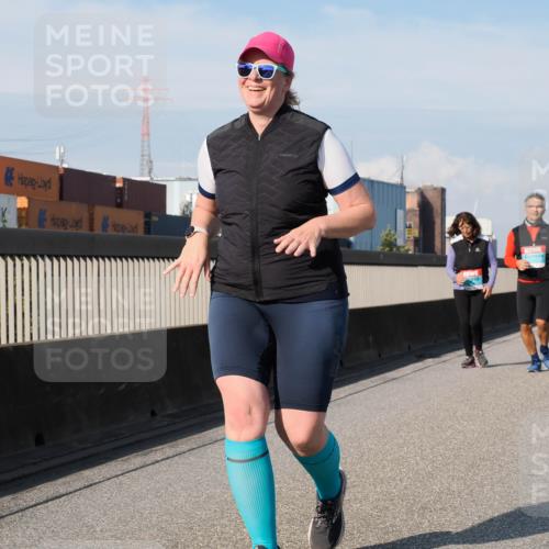 03.10.2025 - Köhlbrandbrückenlauf Fabian Wolf http://msf.ph/oto/9089186 03.10.2025 10:24:43 Position 3  meine-sportfotos.de